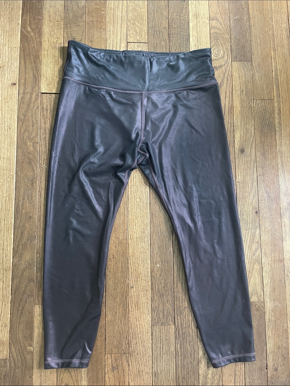 Athleta iridescent eggplant purple leggings